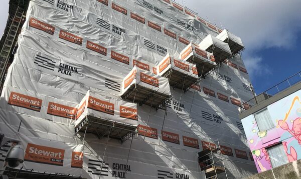 large scaffolding contractor